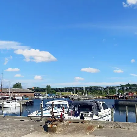 Summer Tucked Away In Coastal Area * Nørreby